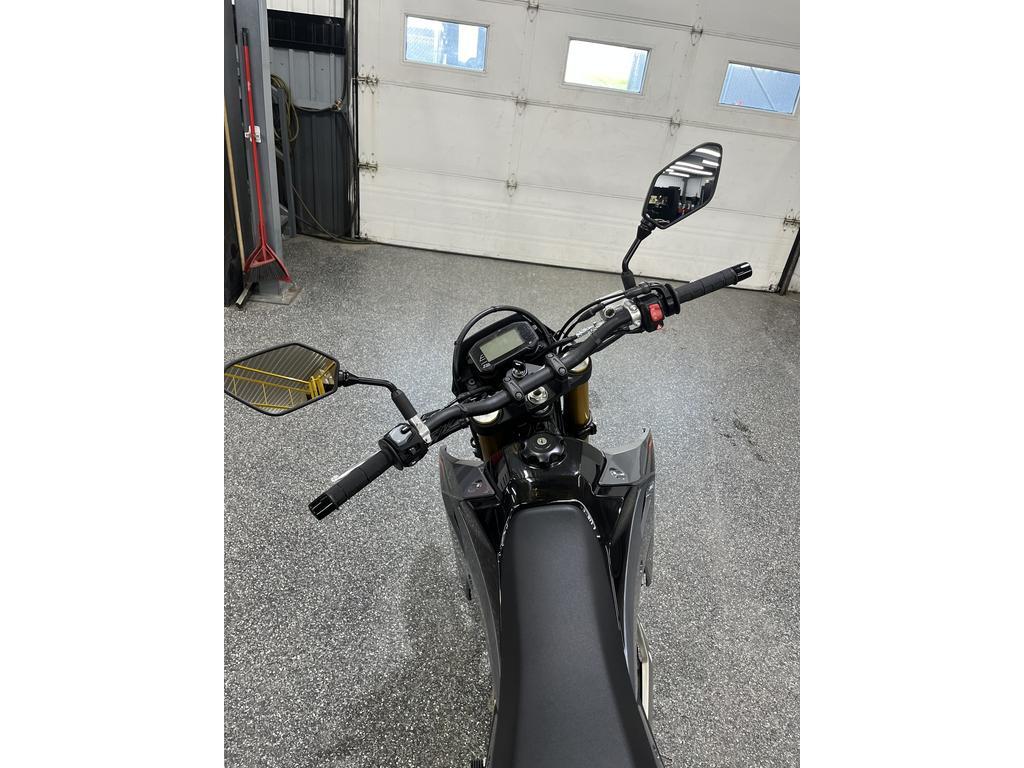 Suzuki DR-Z4S 2025 à vendre