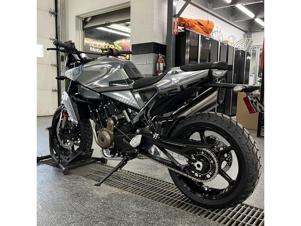 Husqvarna Svartpilen 801 2025 à vendre