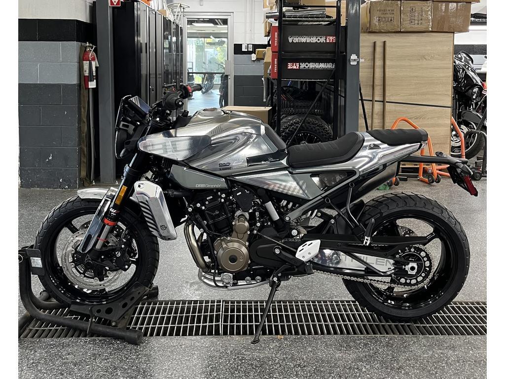 Husqvarna Svartpilen 801 2025 à vendre