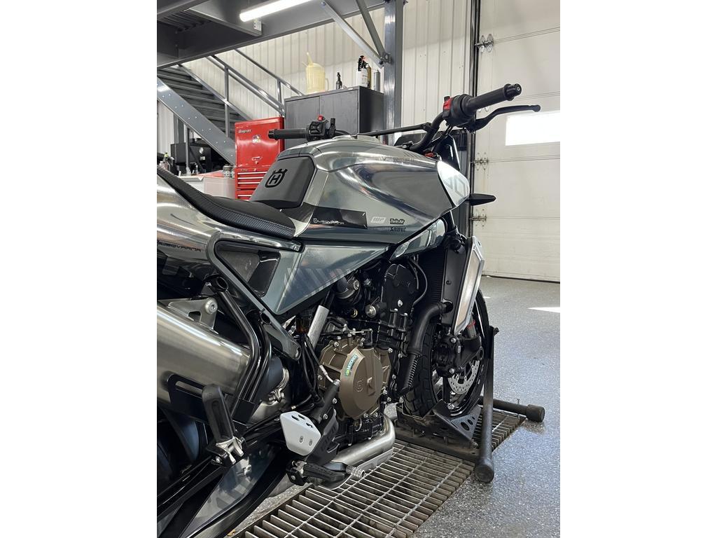 Husqvarna Svartpilen 801 2025 à vendre