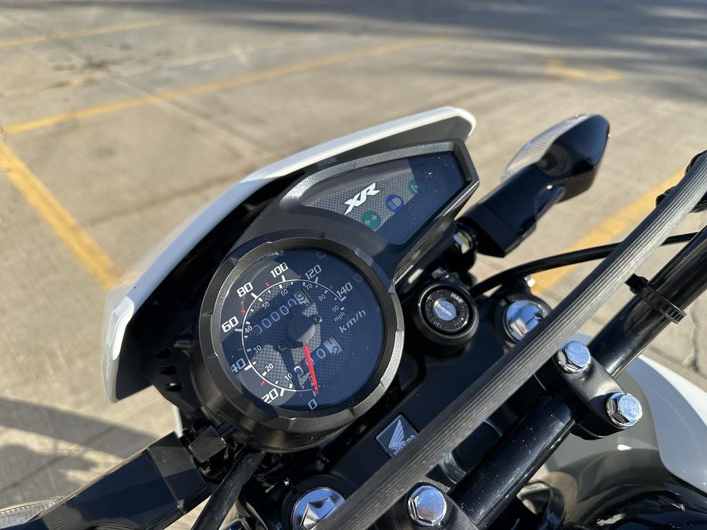 Honda XR150L 2024 à vendre