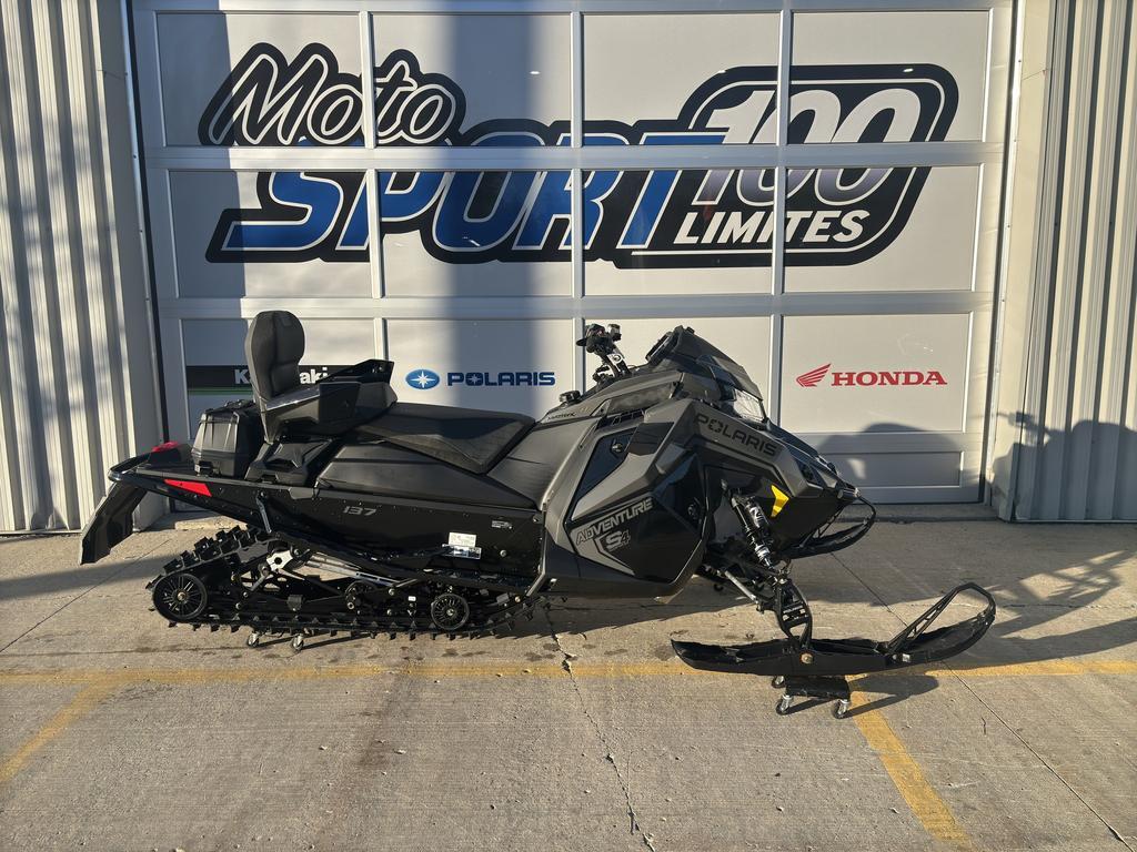 Polaris Prostar S4 Indy Adventure 137 2025 à vendre