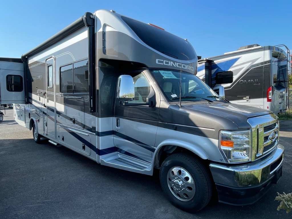 Coachmen Concord 321DSF ESSENCE 2025