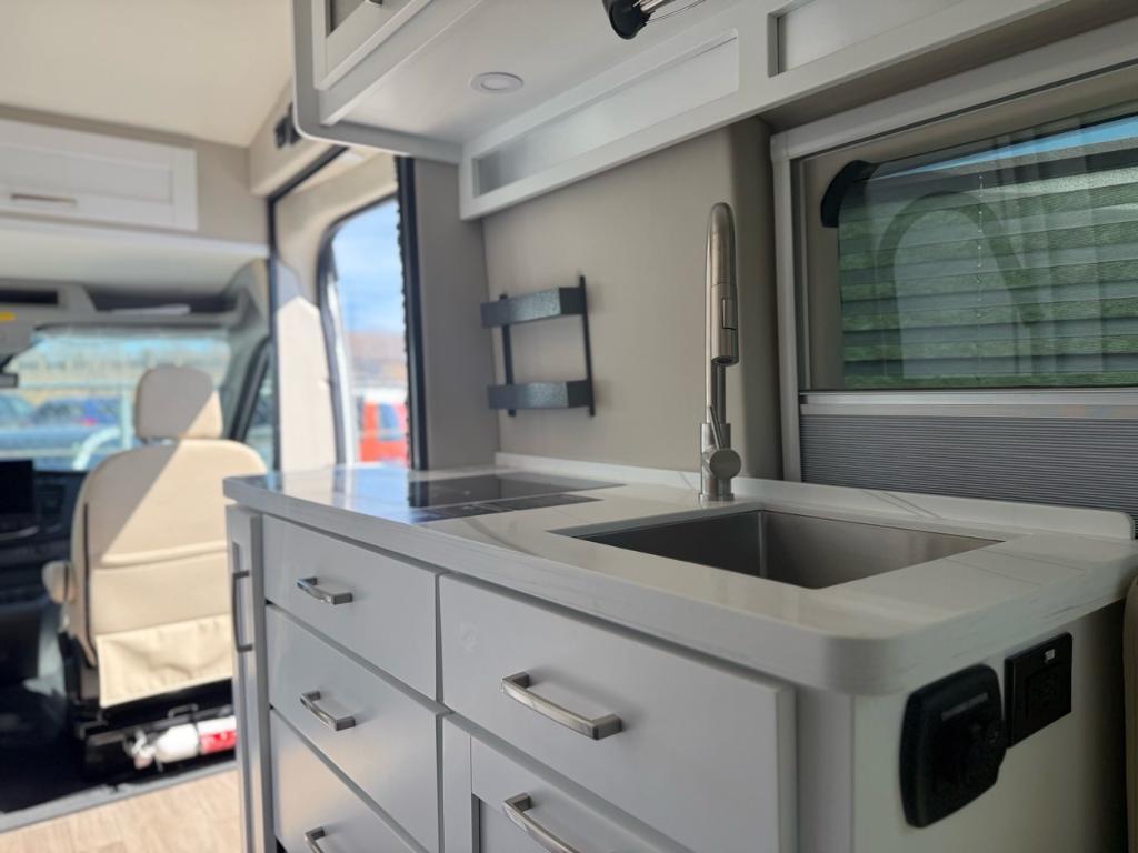 Coachmen Beyond 22C LITHIUM ESSENCE 2025 à vendre