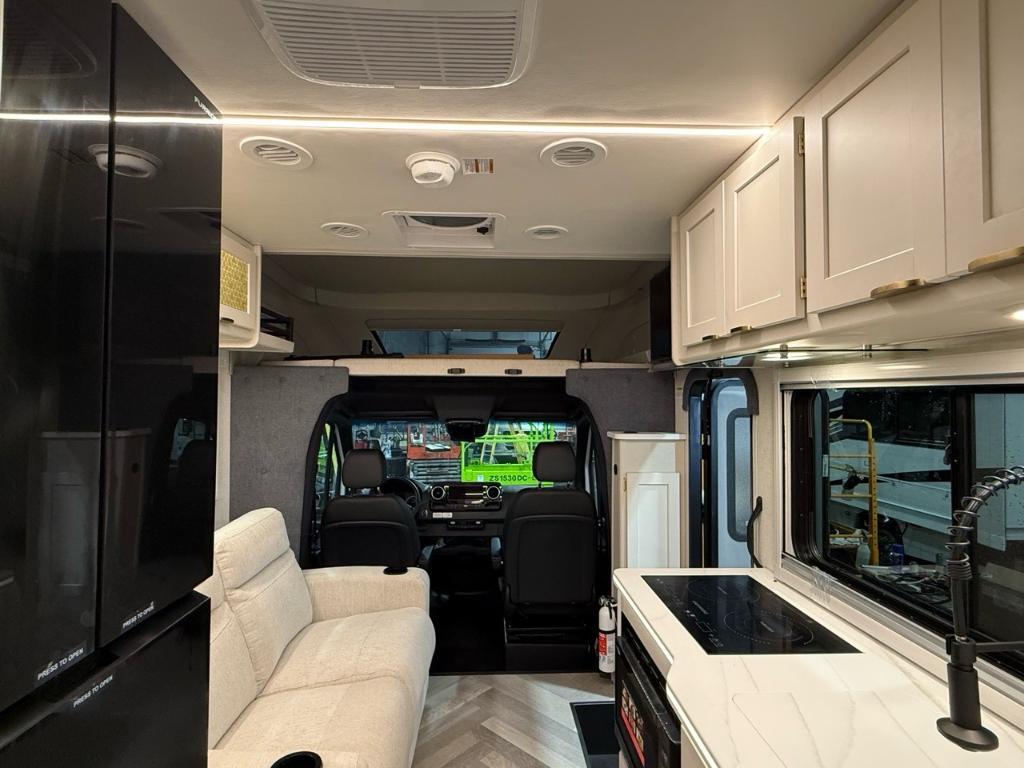 Coachmen Prism Elite 26RB DIESEL 2025 à vendre