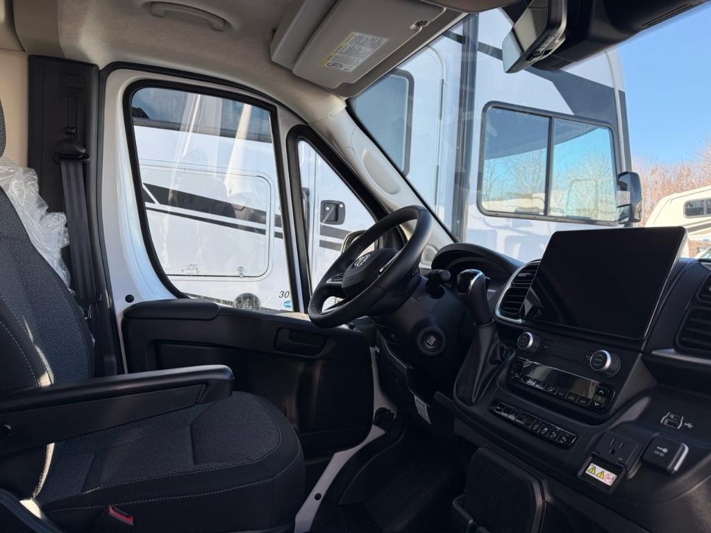Coachmen Nova 20C ESSENCE 2025 à vendre