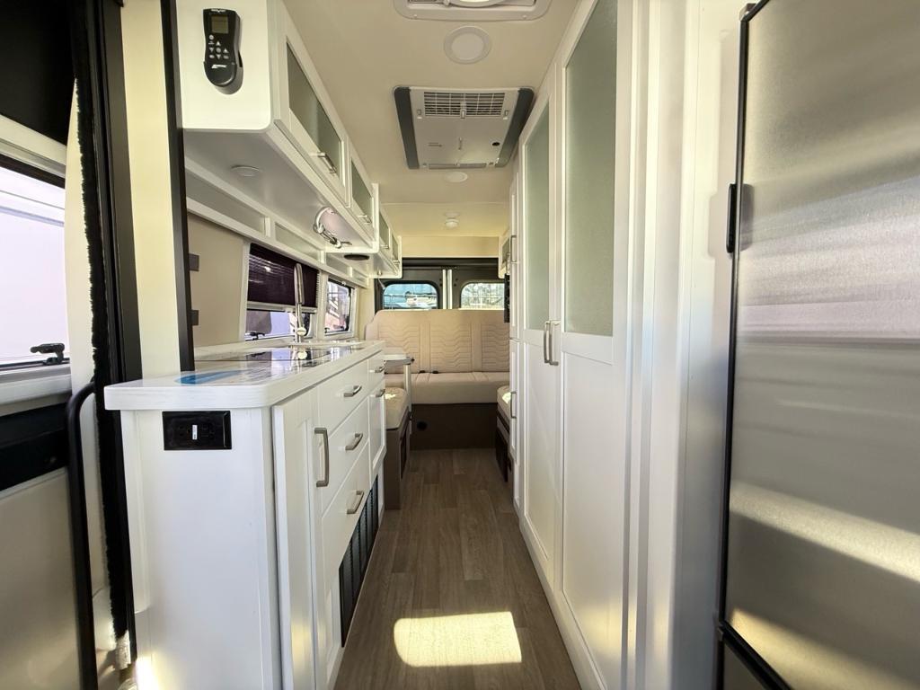 Coachmen Nova 20C ESSENCE 2025 à vendre