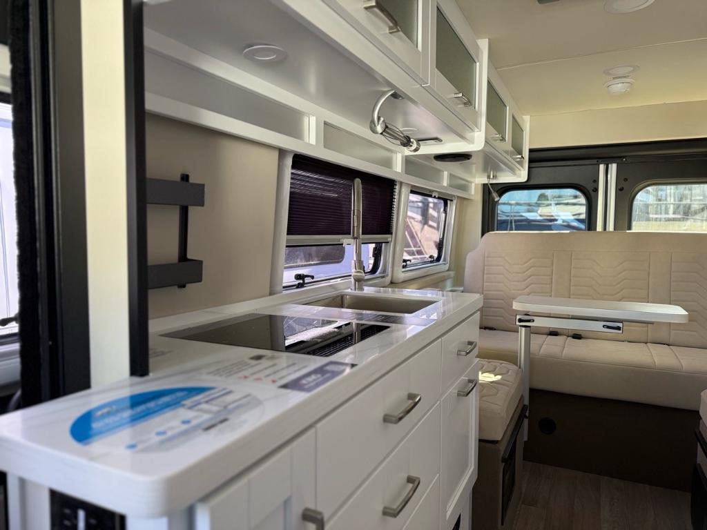 Coachmen Nova 20C ESSENCE 2025 à vendre