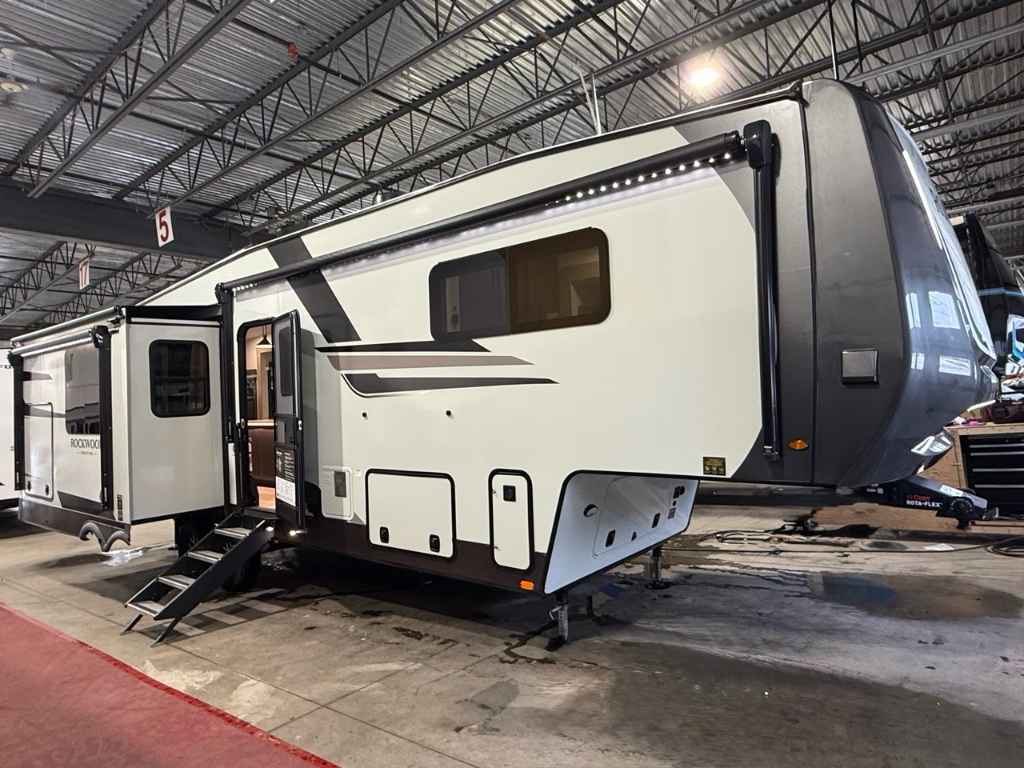 Rockwood Signature 372RL 2026