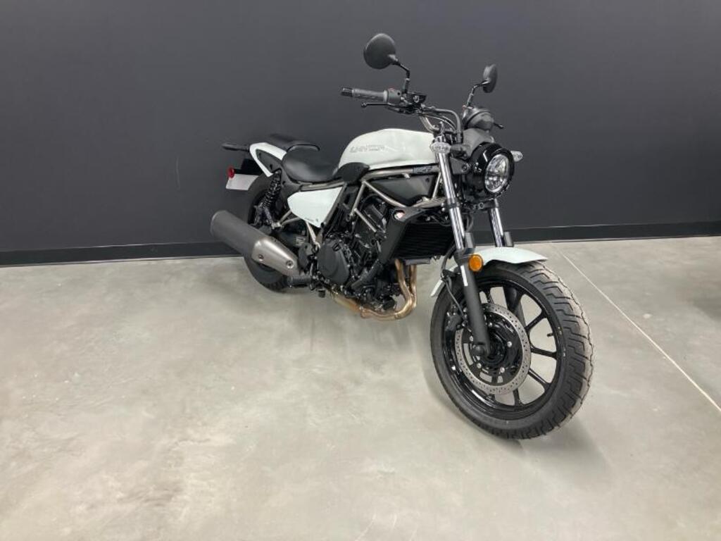 Kawasaki Eliminator 500 2024