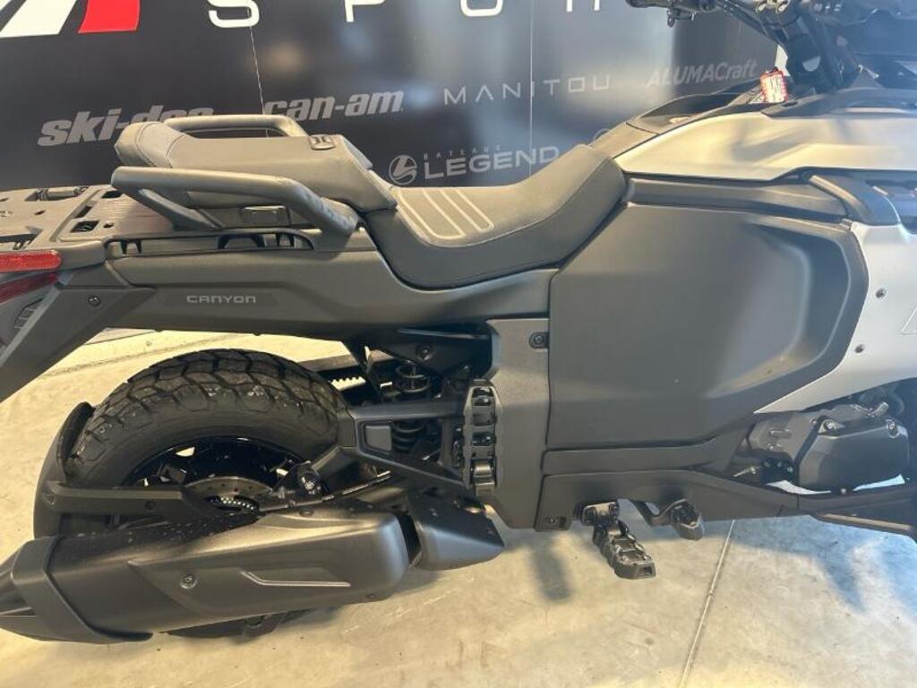 Can-Am Canyon Standard 2025 à vendre