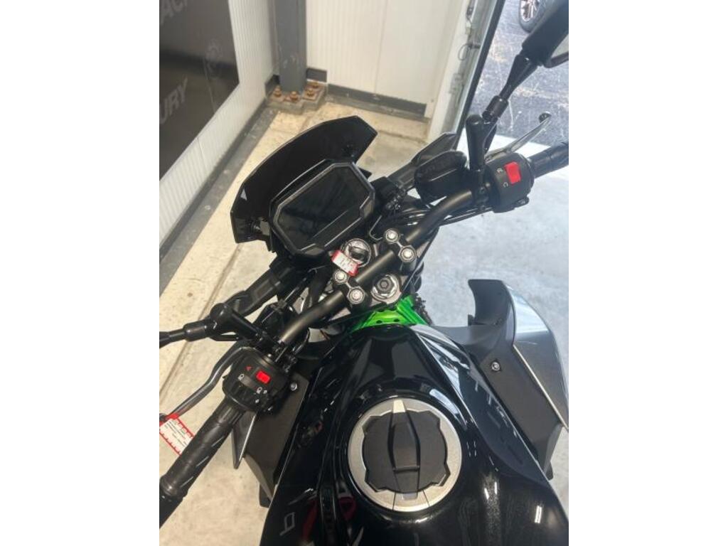 Kawasaki Z500 SE 2025 à vendre