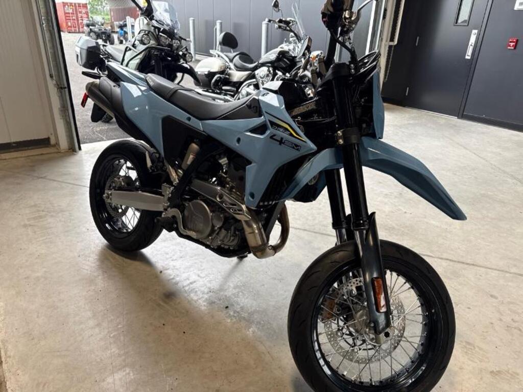 Suzuki DR-Z400SM SKY GREY 2025 à vendre