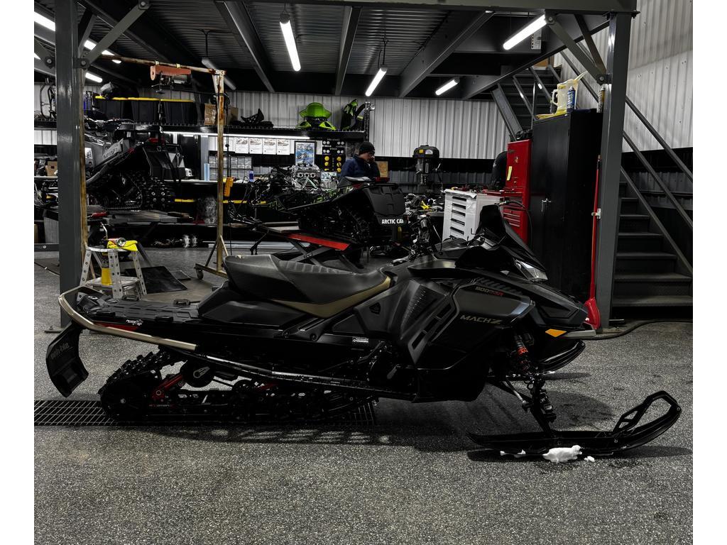 Bombardier MACHZ 2022