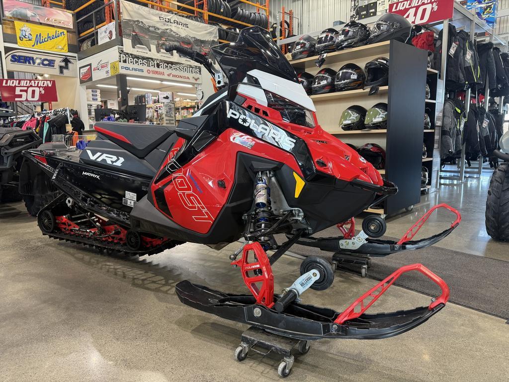 Polaris PATRIOT BOOST INDY VR1 137 2023