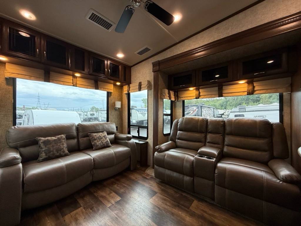 Forest River SANDPIPER 35ROK BRICOLEUR 2017 à vendre