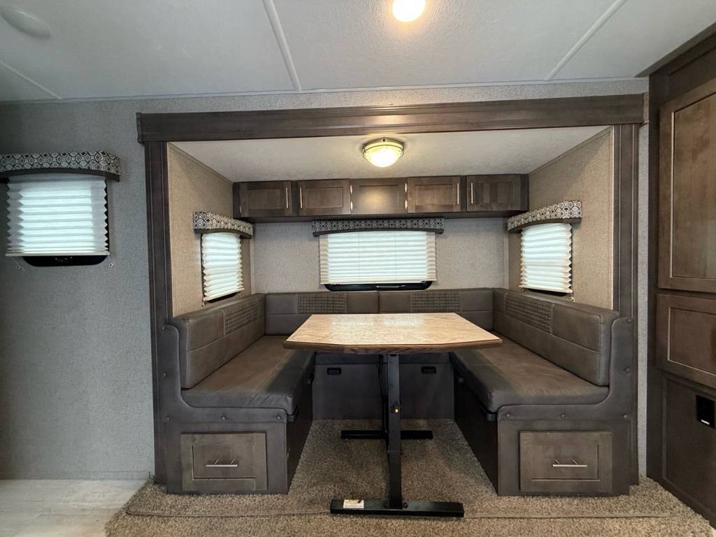 Flagstaff Micro Lite 25FKS 2019 à vendre