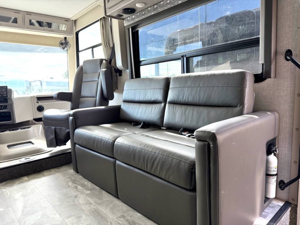 Thor Motor Coach WINDSPORT 34J 2023 à vendre