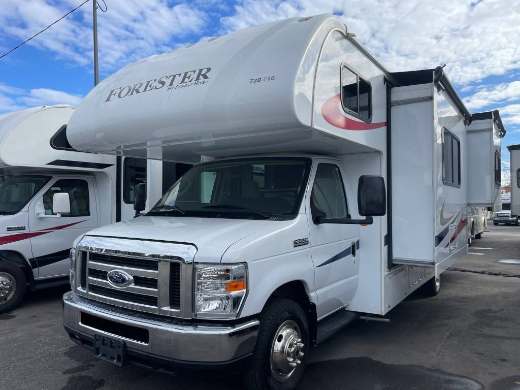 Forest River Forester 2441CD ESSENCE 2023 à vendre