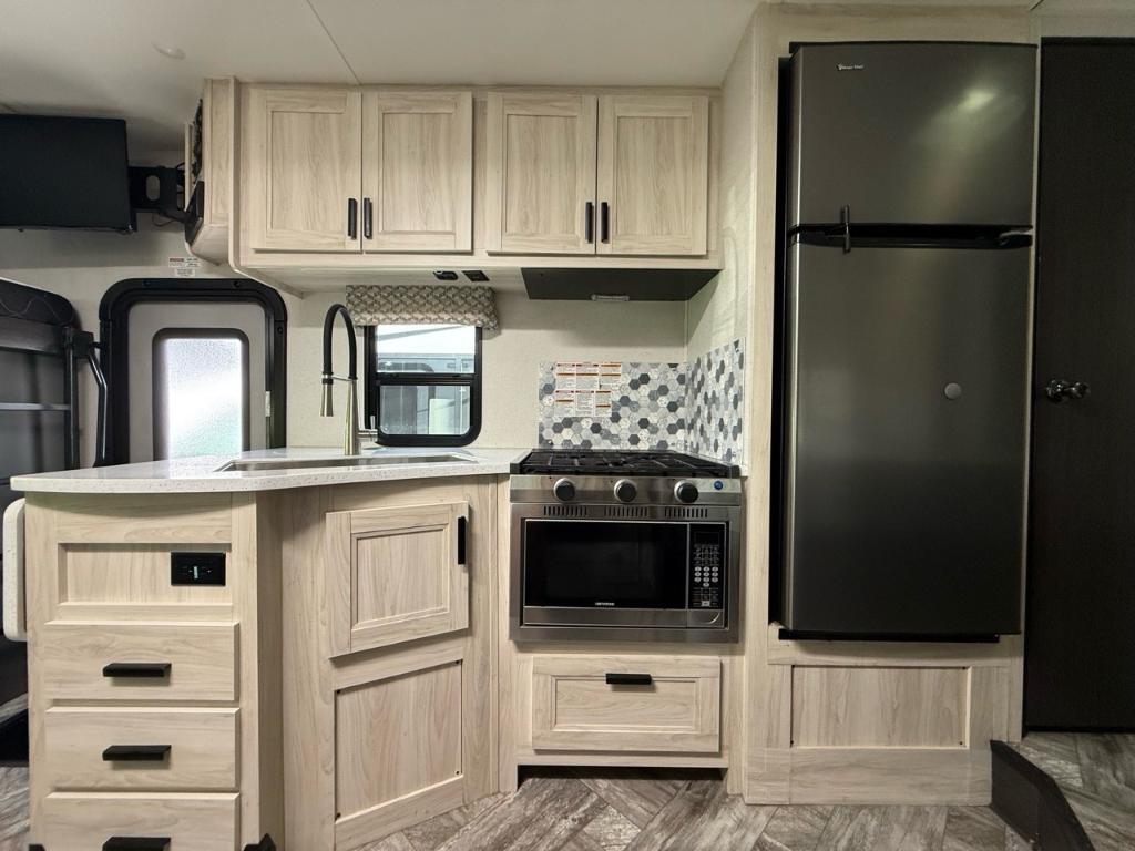 Forest River Forester 2441CD ESSENCE 2023 à vendre