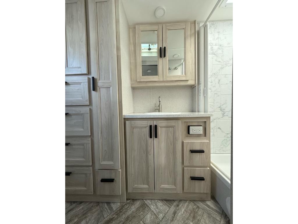 Forest River Forester 2441CD ESSENCE 2023 à vendre