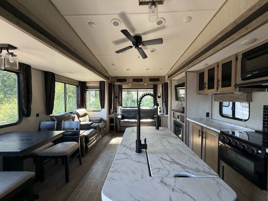 Forest River Arctic wolf 291rl 2020 à vendre