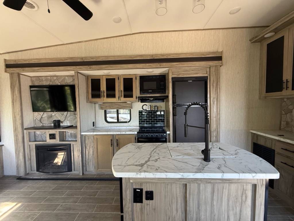 Forest River Arctic wolf 291rl 2020 à vendre