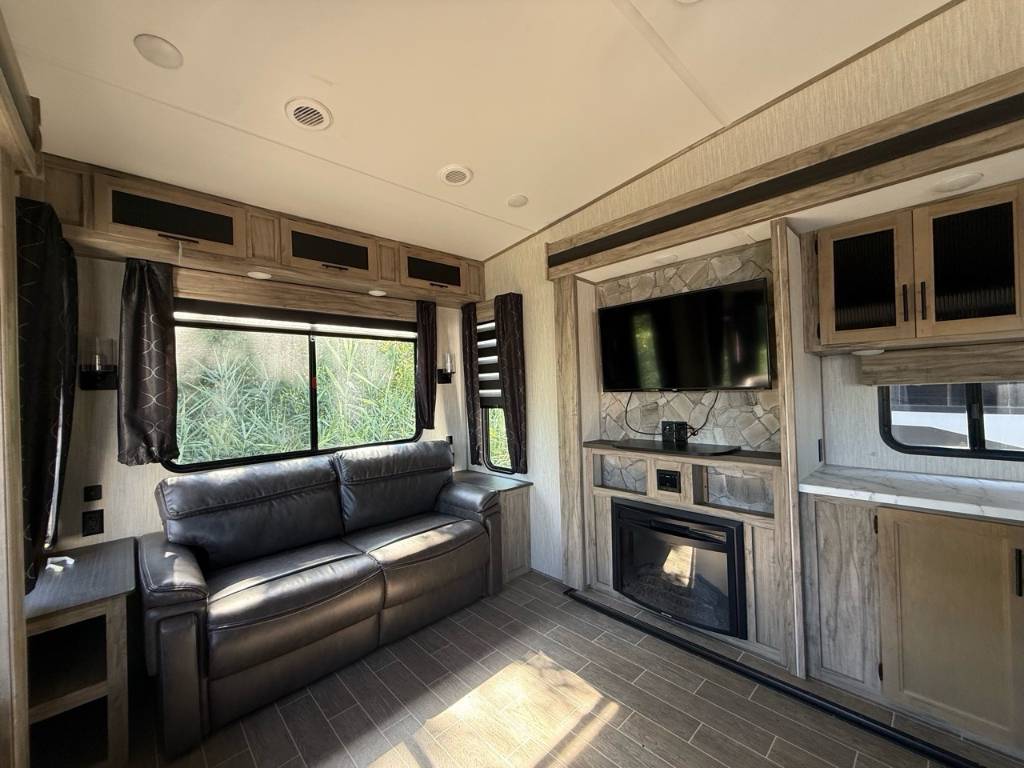 Forest River Arctic wolf 291rl 2020 à vendre