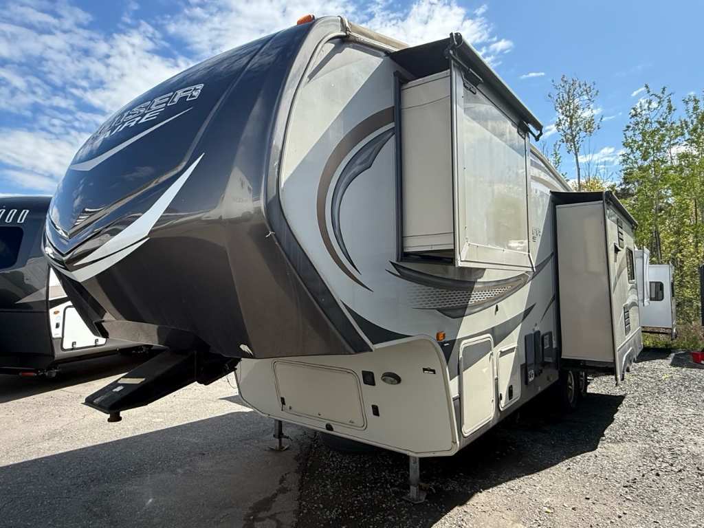 Crossroads RV Cruiser Aire 28RL 2017 à vendre
