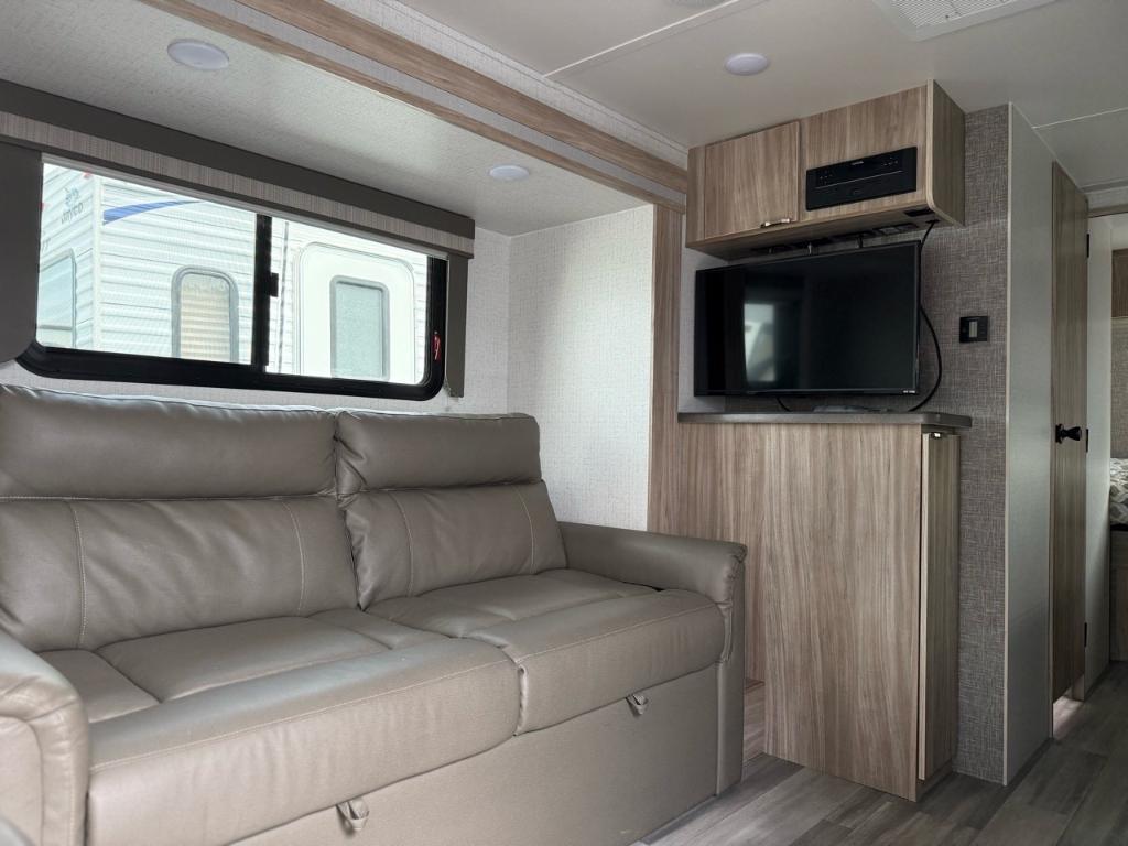 Winnebago Micro Minie 2225R 2021 à vendre