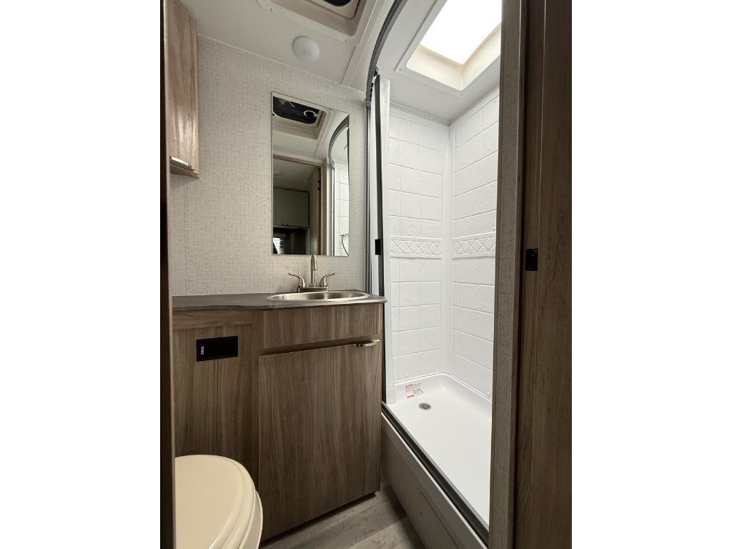 Winnebago Micro Minie 2225R 2021 à vendre