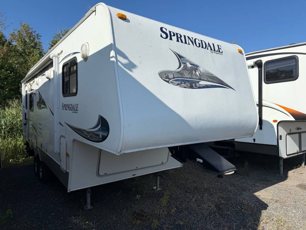 Keystone RV Springdale 242RL bricoleur 2011