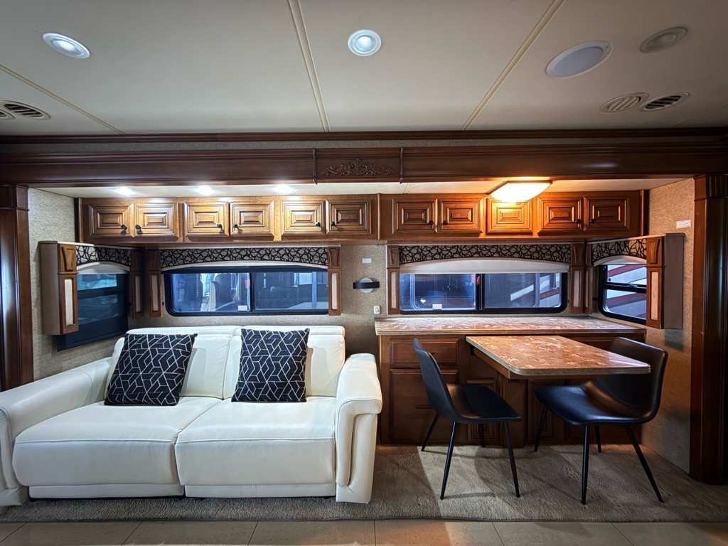 Thor Motor Coach Tuscany 45LT DIESEL 2012 à vendre