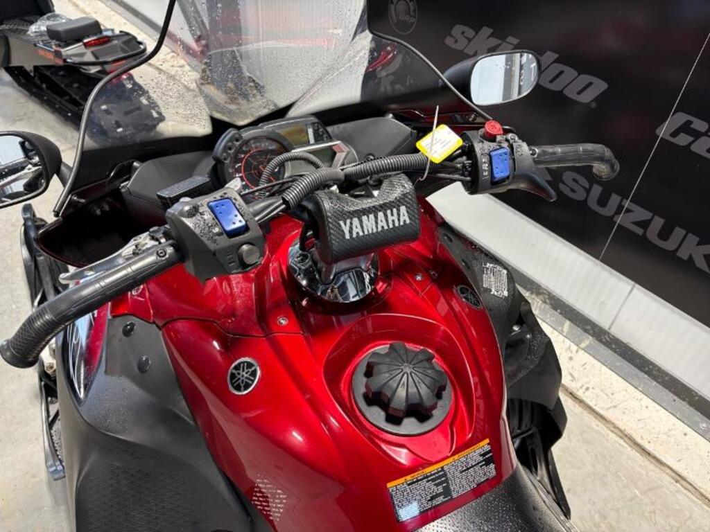 Yamaha Apex 2011 à vendre