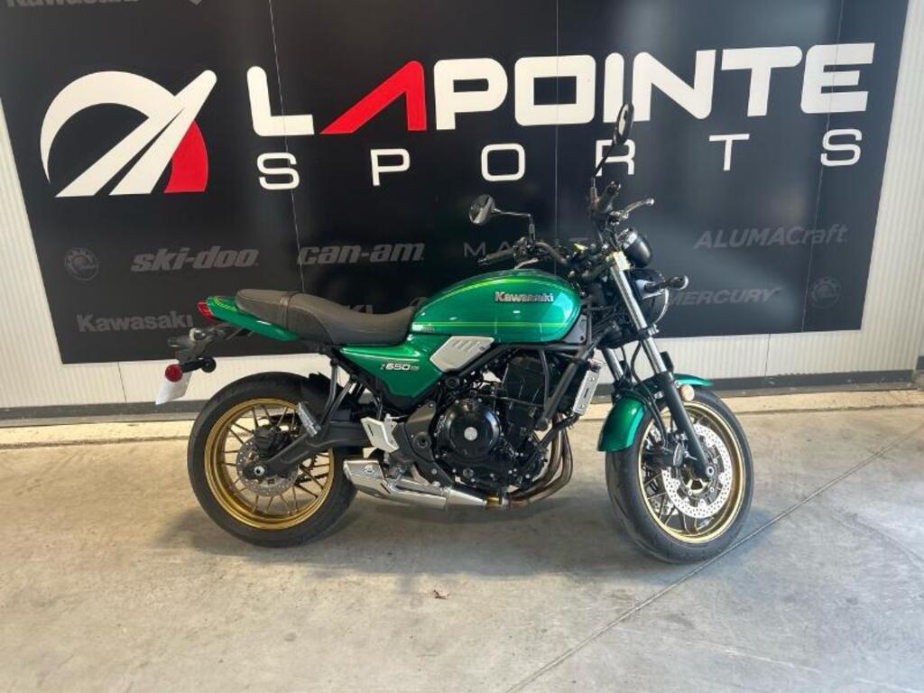 Kawasaki Z650RS VERT GN1 2023