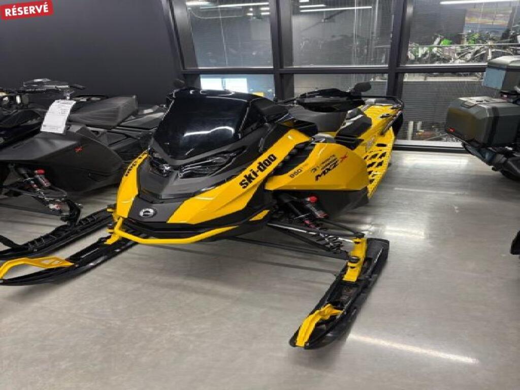 Ski-Doo Mxz x 850 2024