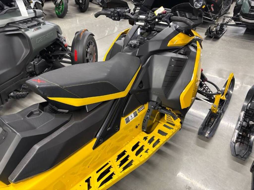Ski-Doo Mxz x 850 2024 à vendre