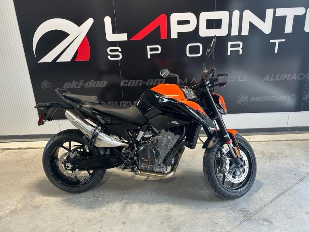 KTM DUKE 890 2022