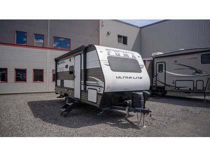 Forest River Puma 2022