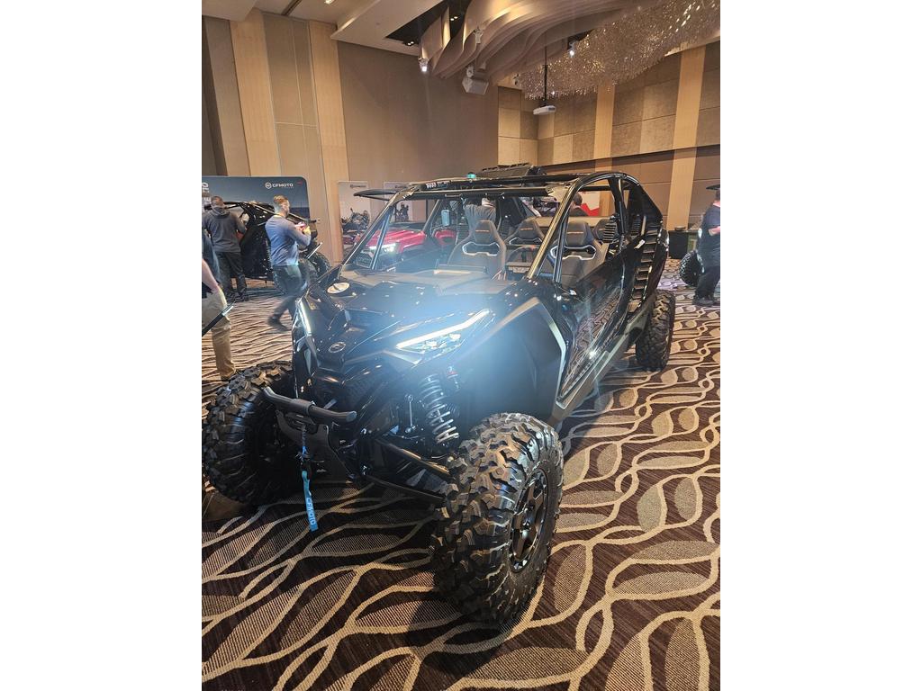 CFMOTO ZFORCE Z10-4 EPS TURBO 2026 à vendre