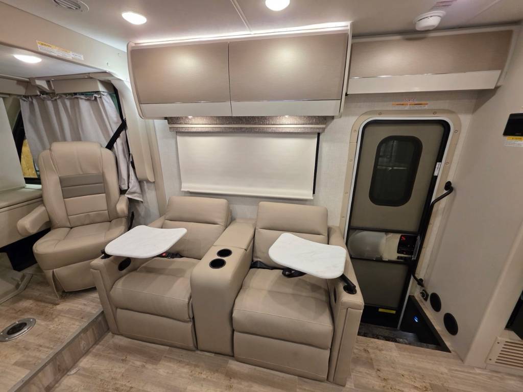 Thor AXIS 28.1 2026 à vendre