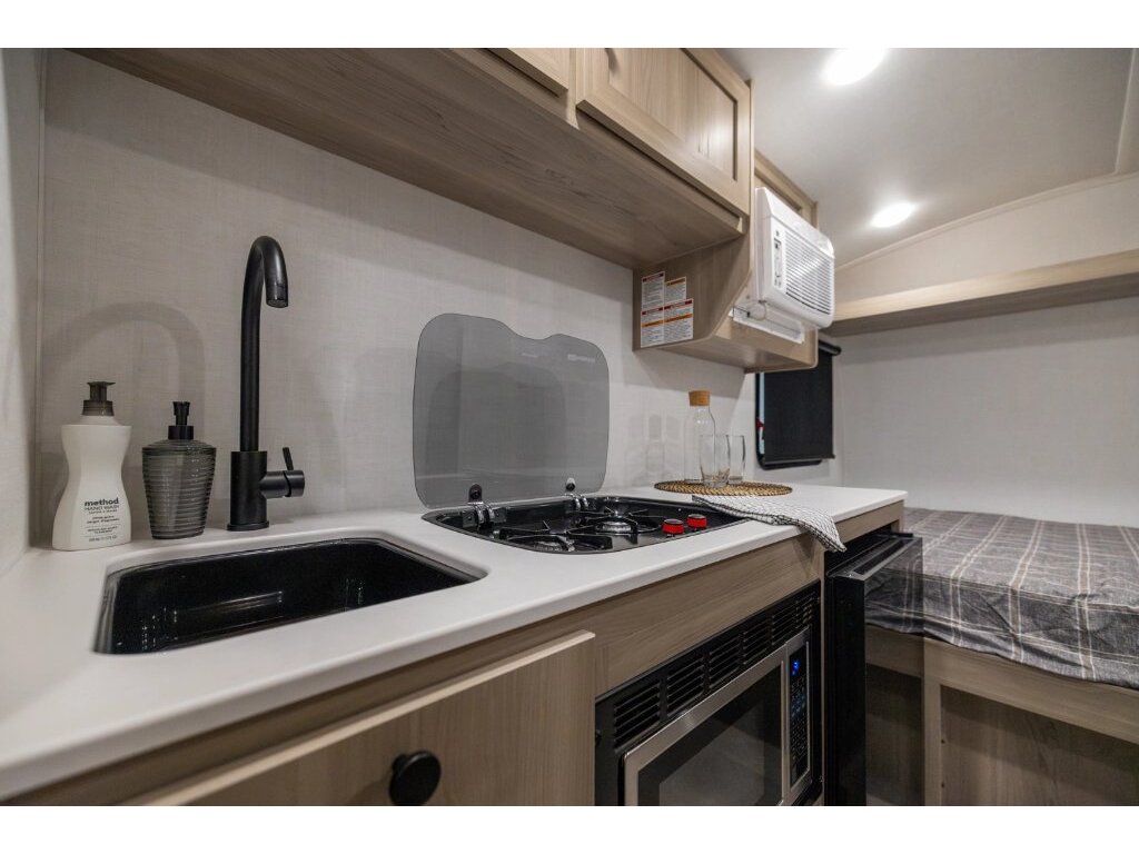 Forest River FLAGSTAFF E-PRO 13LE 2026 à vendre