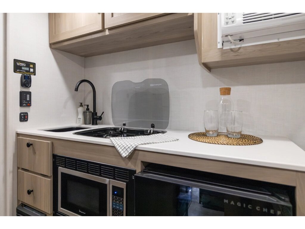 Forest River FLAGSTAFF E-PRO 13LE 2026 à vendre