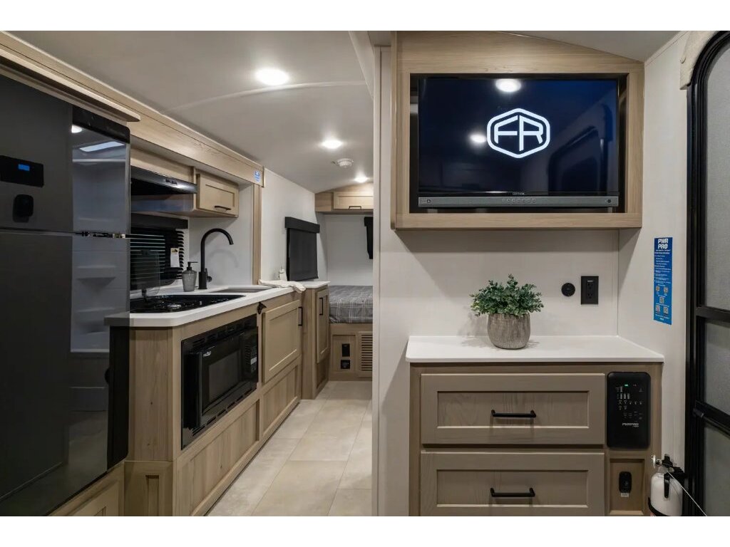 Forest River FLAGSTAFF E-PRO 19RL 2026 à vendre