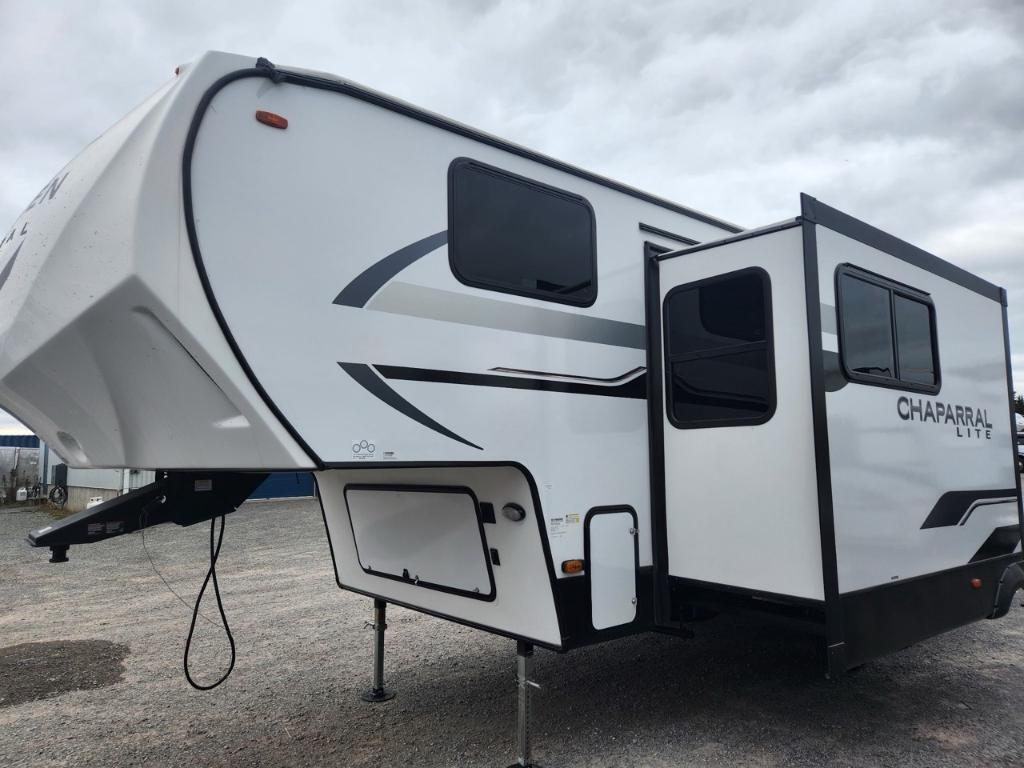 Forest River CHAPARRAL 218SE 2026 à vendre