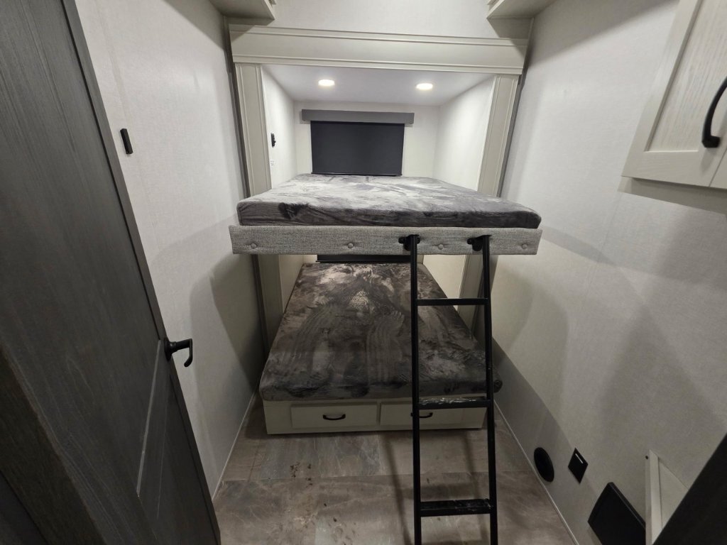 Forest River CHAPARRAL 360IBL 2026 à vendre