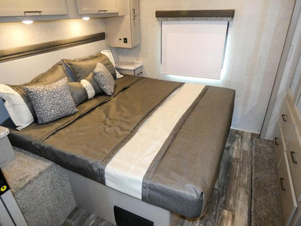 Thor Hurricane 34J 2026 à vendre