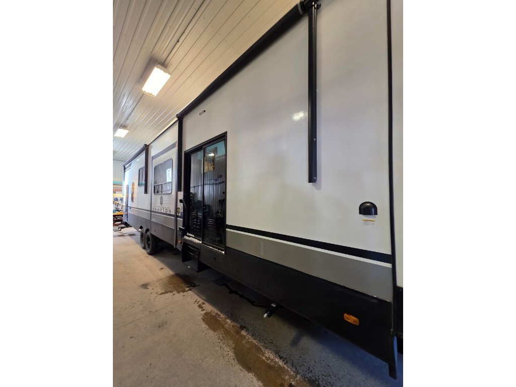 Keystone RV HAMPTON 388FKL 2026 à vendre