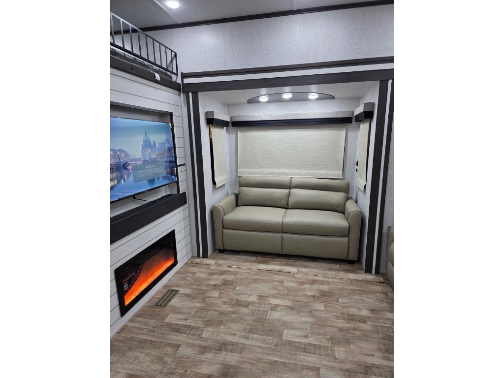 Keystone RV HAMPTON 388FKL 2026 à vendre