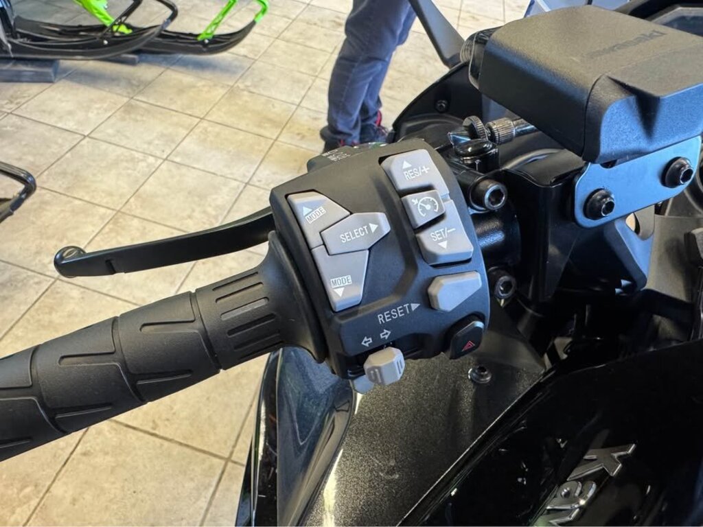 Kawasaki KawasakiNinja_1100SX 2025 à vendre